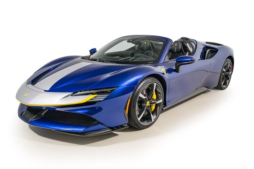 2022 Ferrari SF90 Spider - Image 2 of 31