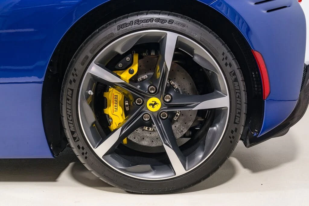 2022 Ferrari SF90 Spider - Image 23 of 31