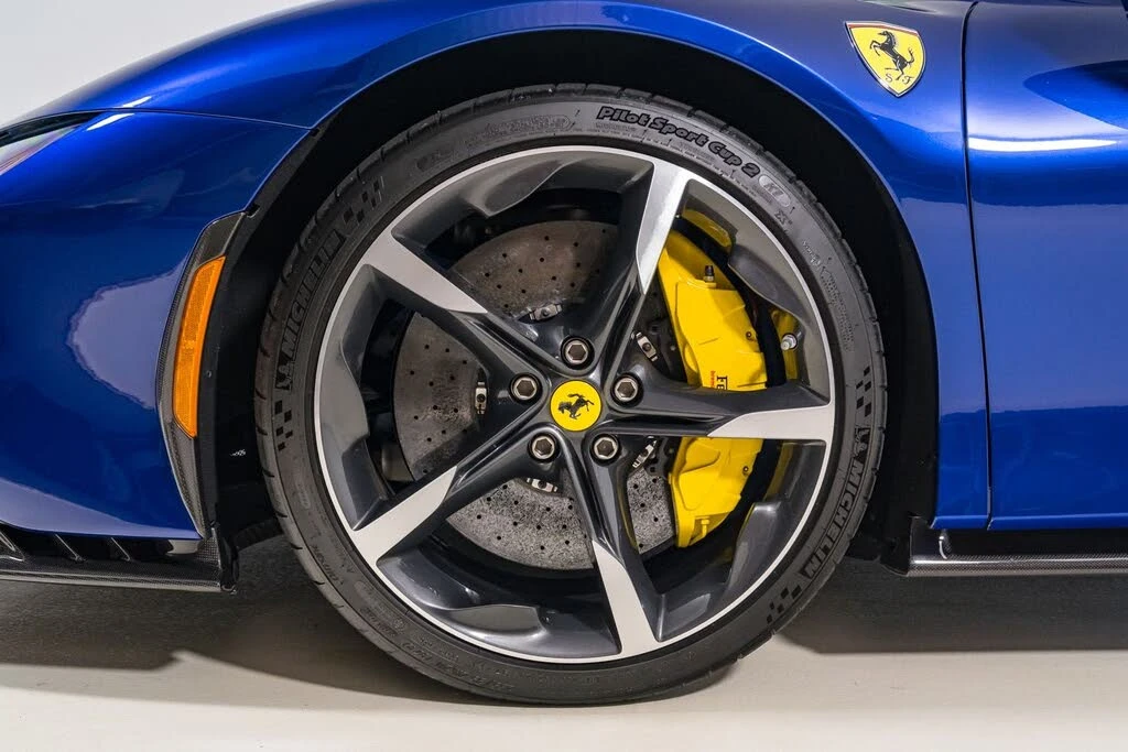 2022 Ferrari SF90 Spider - Image 22 of 31