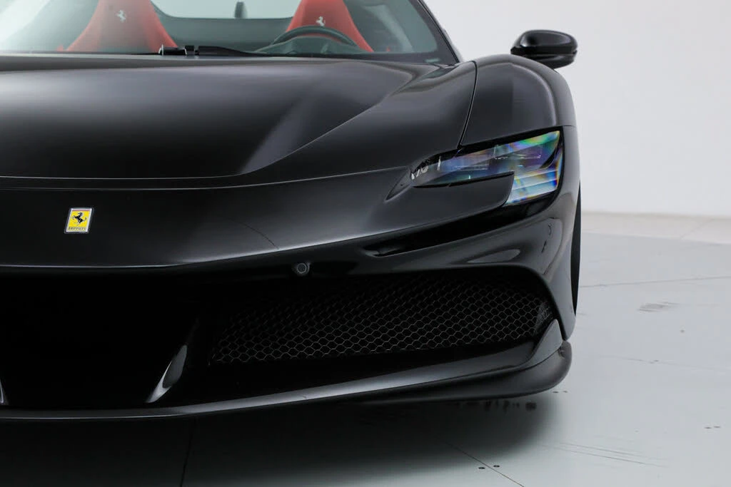 2022 Ferrari SF90 Spider - Image 15 of 31