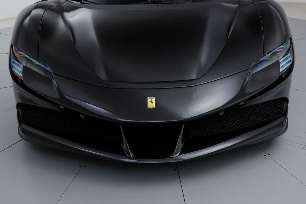 2022 Ferrari SF90 Spider - Image 14 of 31