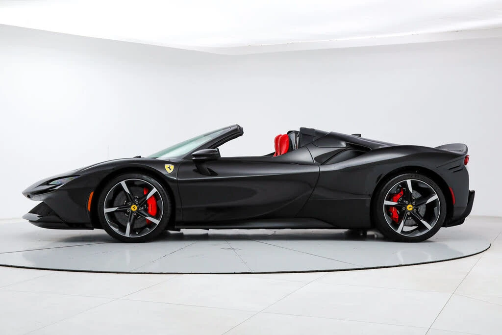 2022 Ferrari SF90 Spider - Image 2 of 31