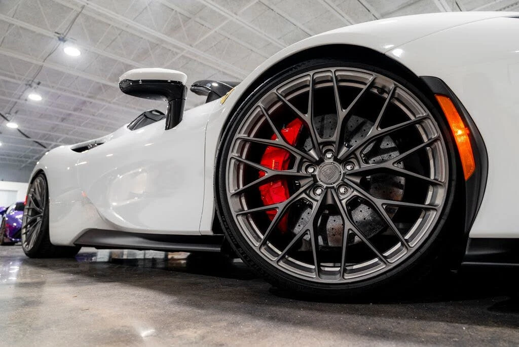 2022 Ferrari SF90 Spider - Image 11 of 31