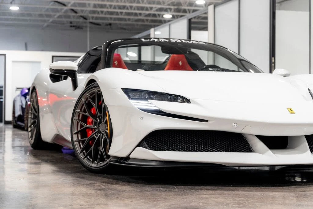 2022 Ferrari SF90 Spider - Image 8 of 31