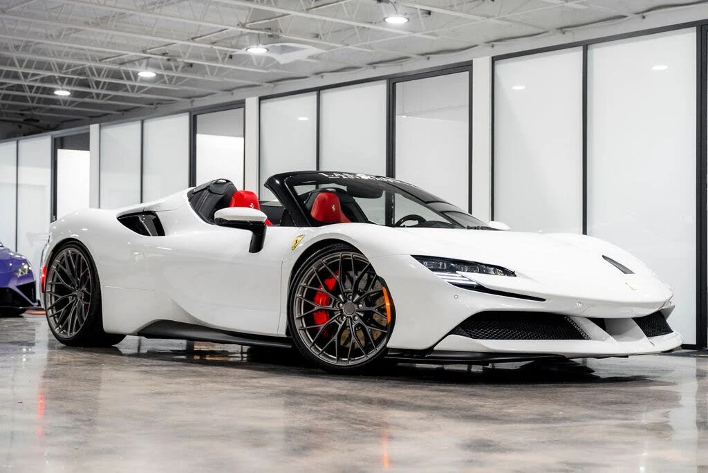 2022 Ferrari SF90 Spider - Image 5 of 31