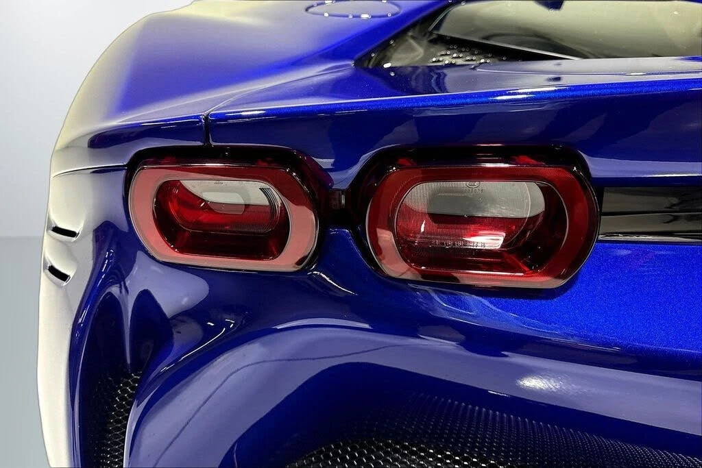 2022 Ferrari SF90 Spider - Image 20 of 30
