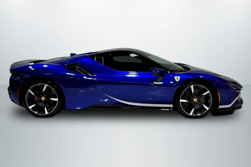 2022 Ferrari SF90 Spider - Image 4 of 30