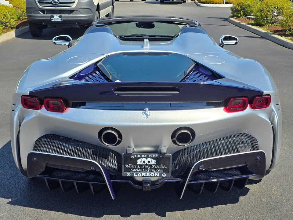 2022 Ferrari SF90 Spider - Image 5 of 31