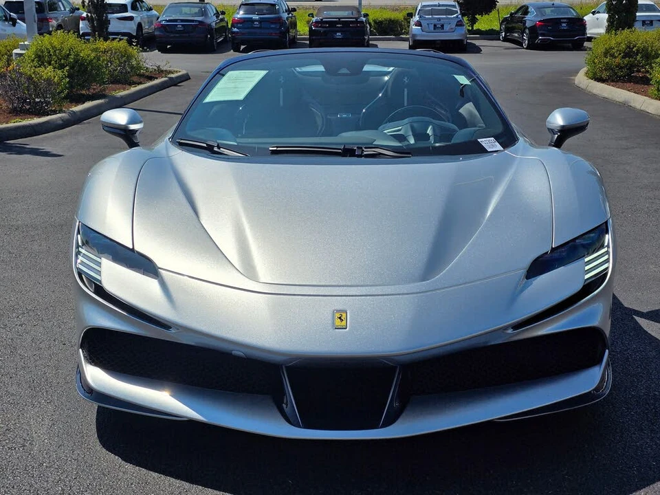 2022 Ferrari SF90 Spider - Image 9 of 31