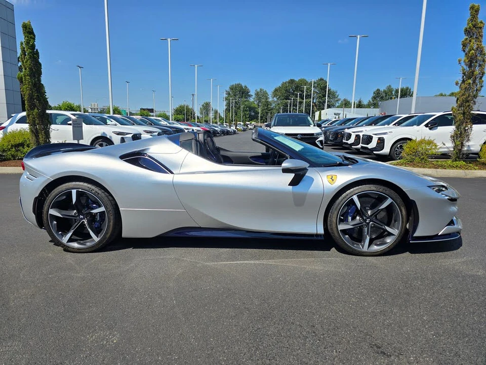 2022 Ferrari SF90 Spider - Image 7 of 31