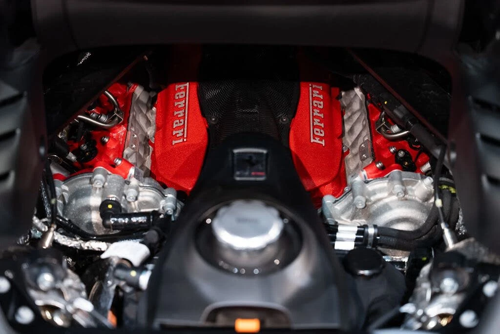 2022 Ferrari SF90 Spider - Image 22 of 31