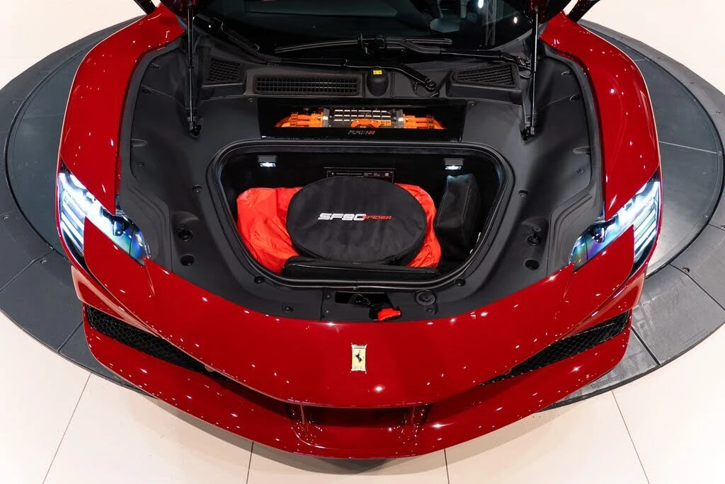 2022 Ferrari SF90 Spider - Image 17 of 31