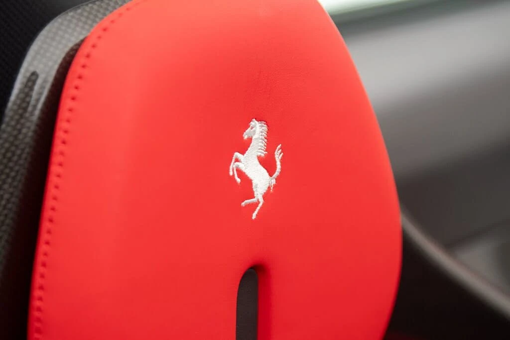 2022 Ferrari SF90 Spider - Image 25 of 31