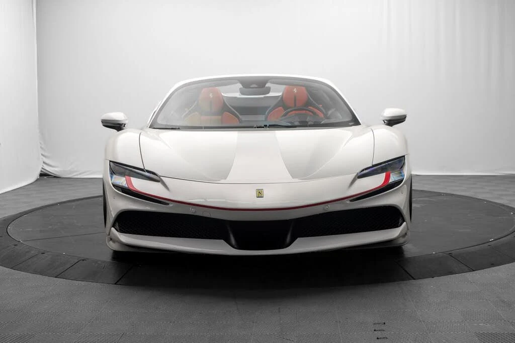 2022 Ferrari SF90 Spider - Image 8 of 31