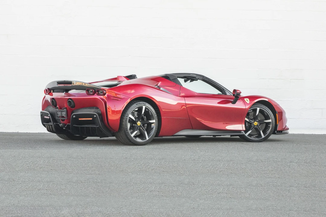 2022 Ferrari SF90 Spider - Image 10 of 31