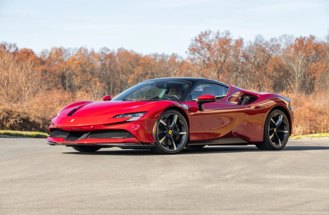 2022 Ferrari SF90 Spider - Image 14 of 31