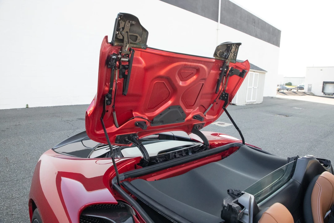 2022 Ferrari SF90 Spider - Image 20 of 31