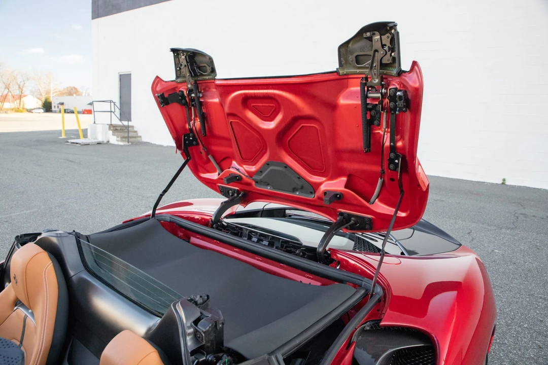 2022 Ferrari SF90 Spider - Image 21 of 31