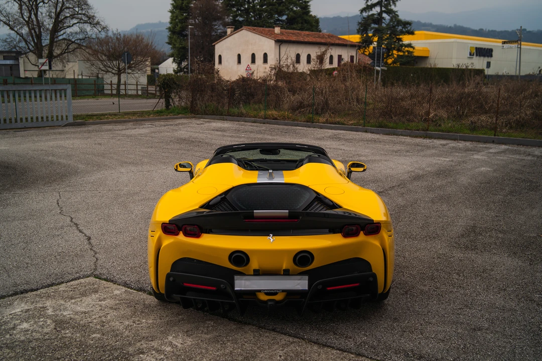 2022 Ferrari SF90 Spider - Image 11 of 31
