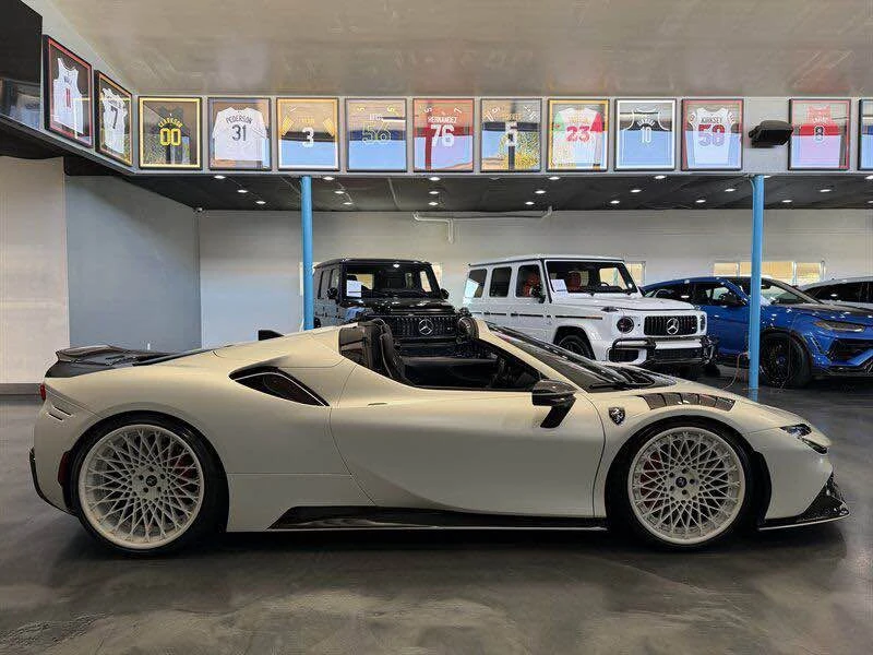 2022 Ferrari SF90 Spider - Image 9 of 16