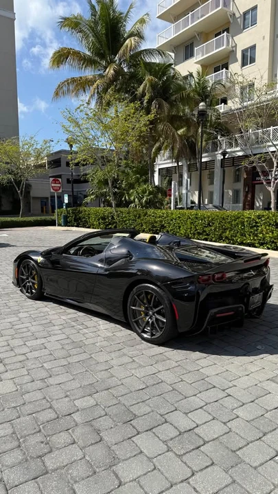 2022 Ferrari SF90 Spider - Image 3 of 11