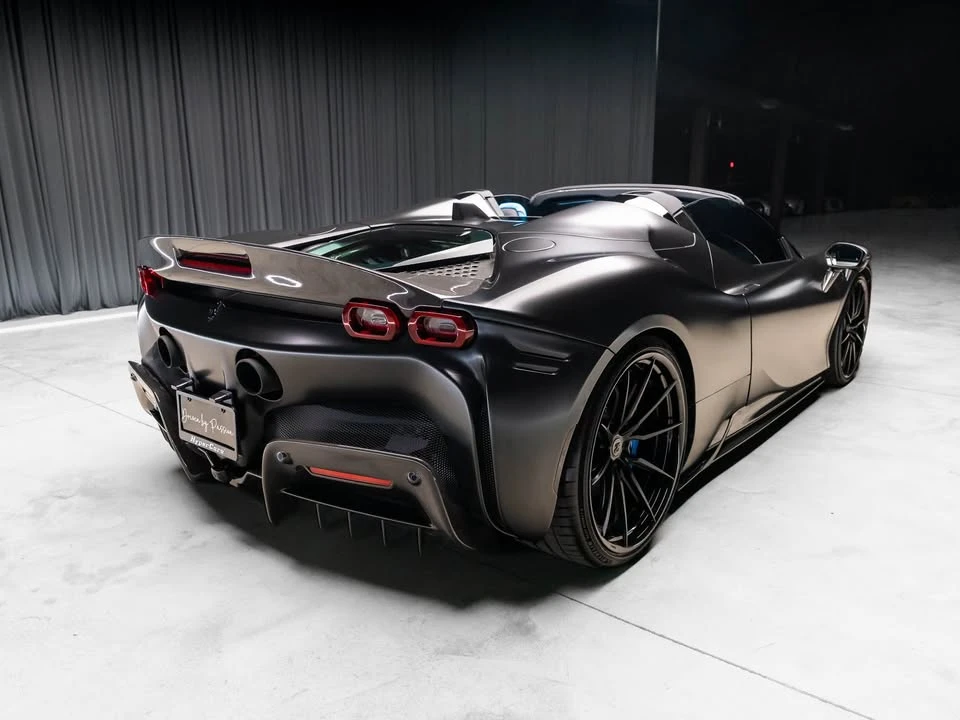 2022 Ferrari SF90 Spider - Image 10 of 18