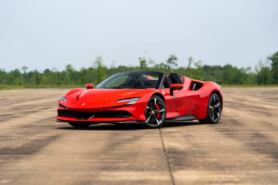 2022 Ferrari SF90 Spider - Image 15 of 31