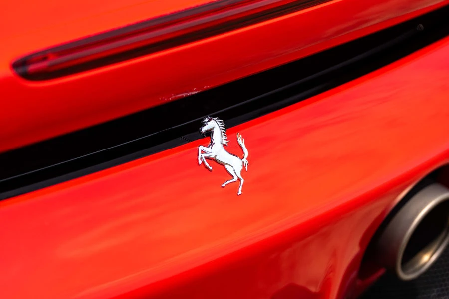 2022 Ferrari SF90 Spider - Image 7 of 31
