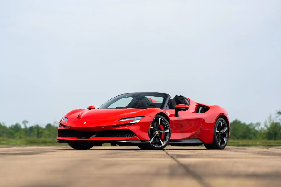 2022 Ferrari SF90 Spider - Image 25 of 31