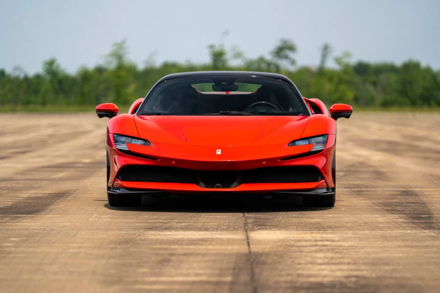 2022 Ferrari SF90 Spider - Image 4 of 31