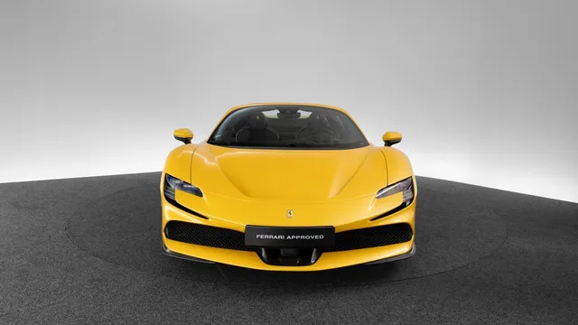 2022 Ferrari SF90 Spider