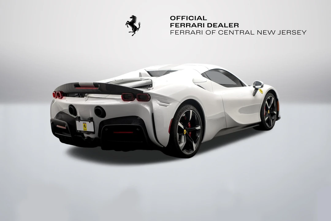 2022 Ferrari SF90 Spider - Image 12 of 31