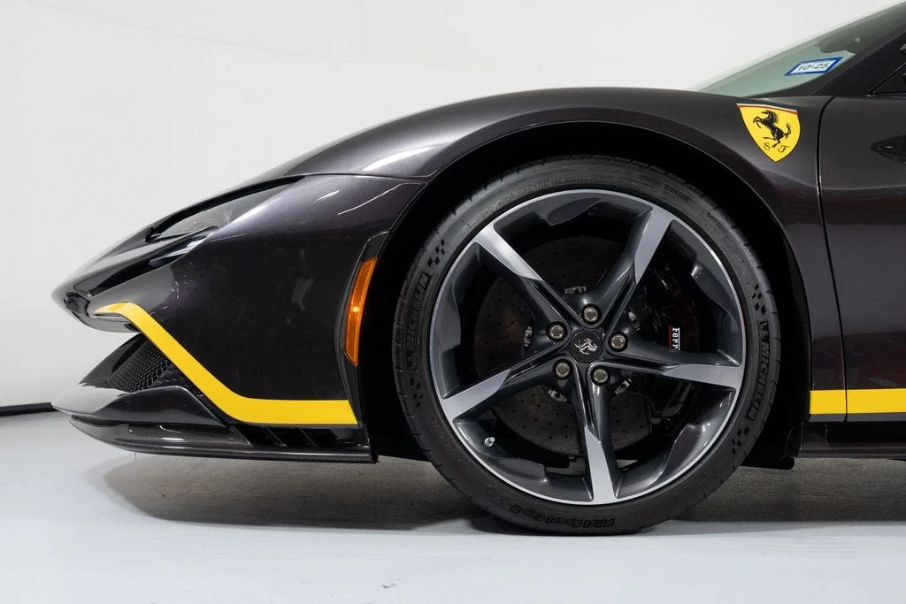 2022 Ferrari SF90 Spider - Image 13 of 31