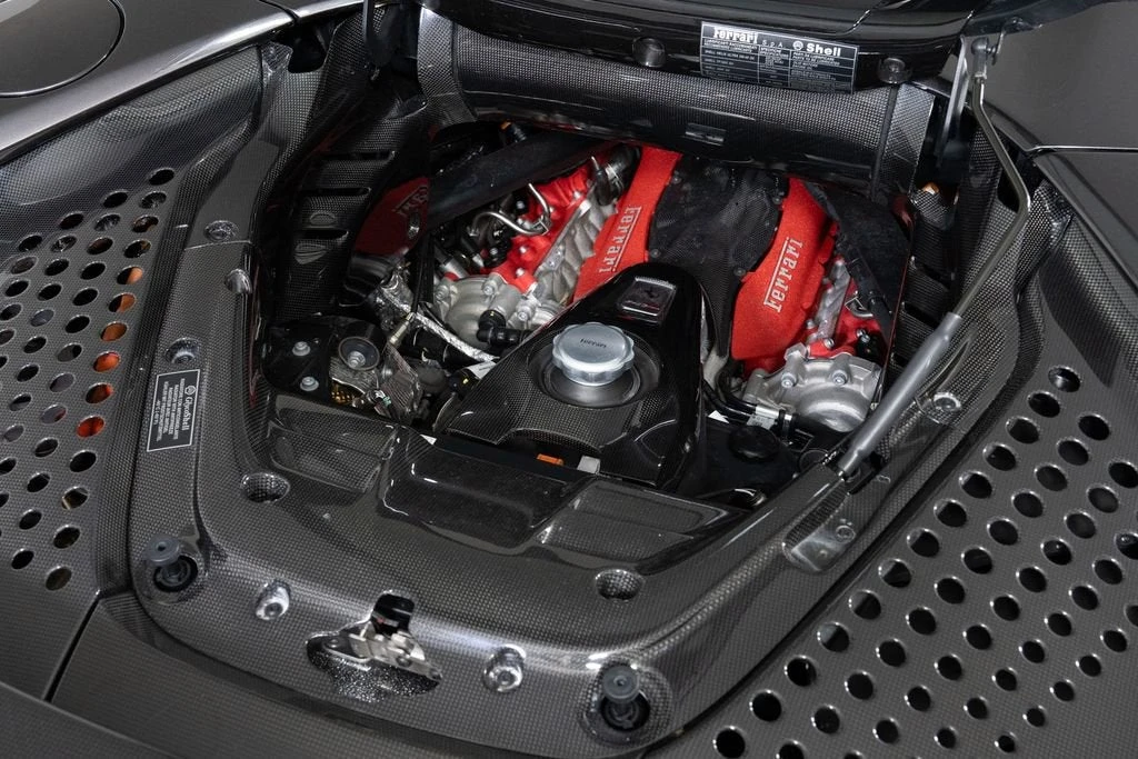 2022 Ferrari SF90 Spider - Image 18 of 31