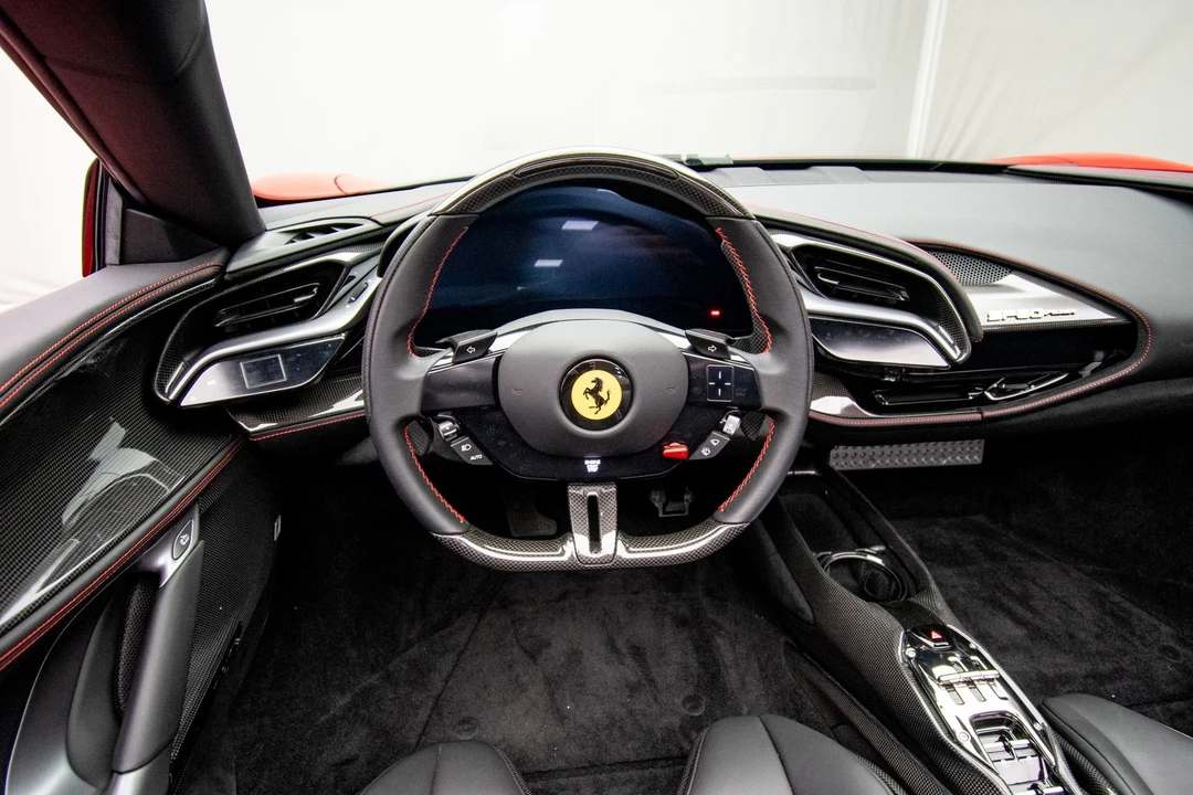 2022 Ferrari SF90 Spider - Image 20 of 31