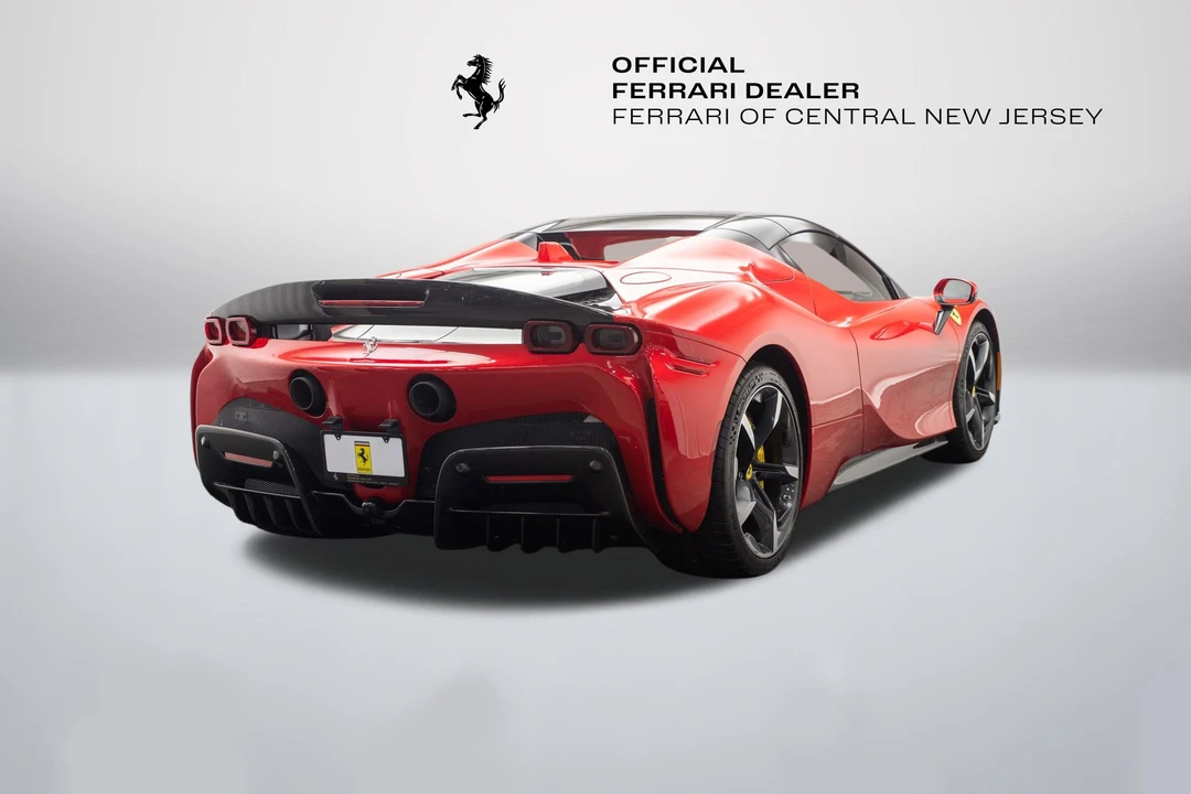 2022 Ferrari SF90 Spider - Image 14 of 31