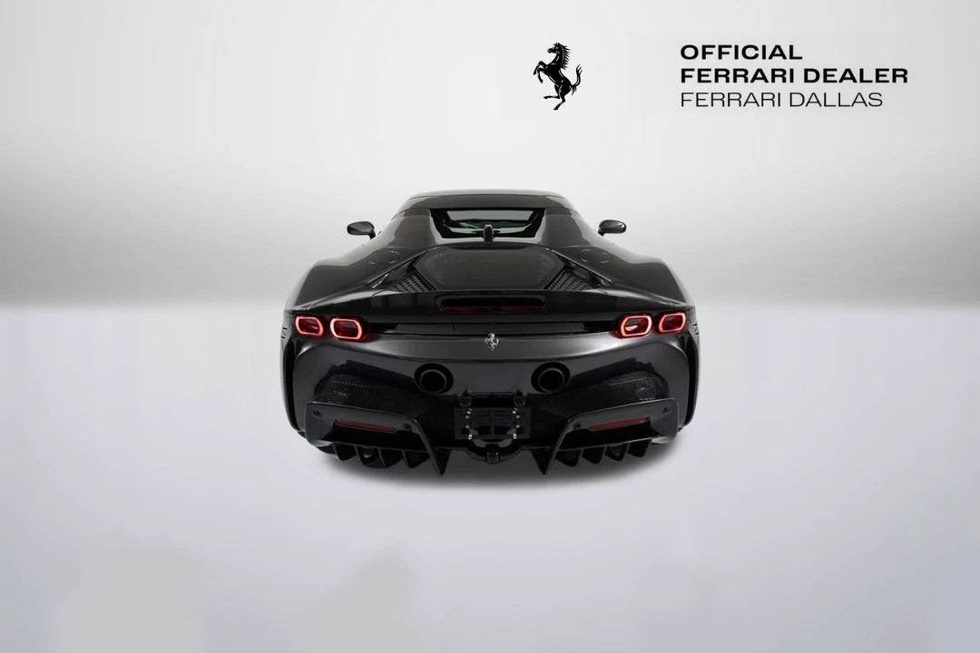 2022 Ferrari SF90 Spider - Image 16 of 31