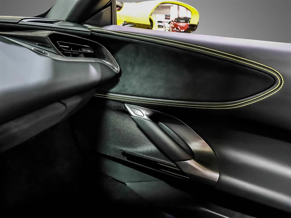 2022 Ferrari SF90 Spider - Image 11 of 22