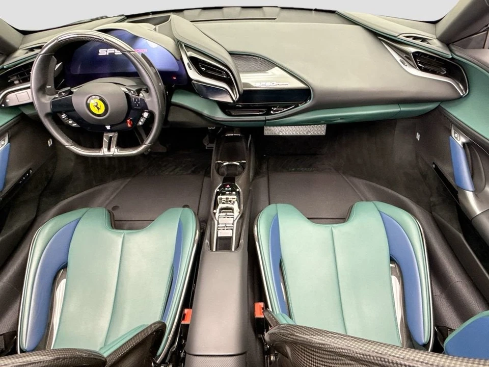 2022 Ferrari SF90 Spider - Image 24 of 31