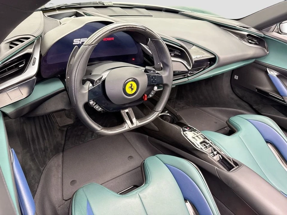 2022 Ferrari SF90 Spider - Image 18 of 31