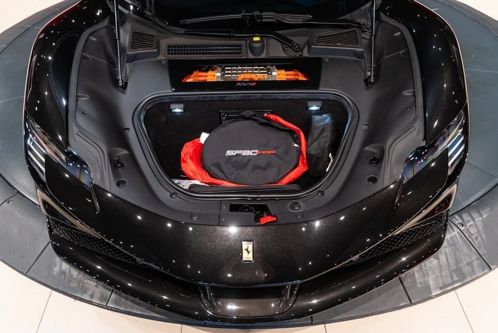 2022 Ferrari SF90 Spider - Image 21 of 31