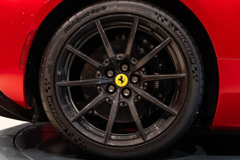 2022 Ferrari SF90 Spider - Image 15 of 31