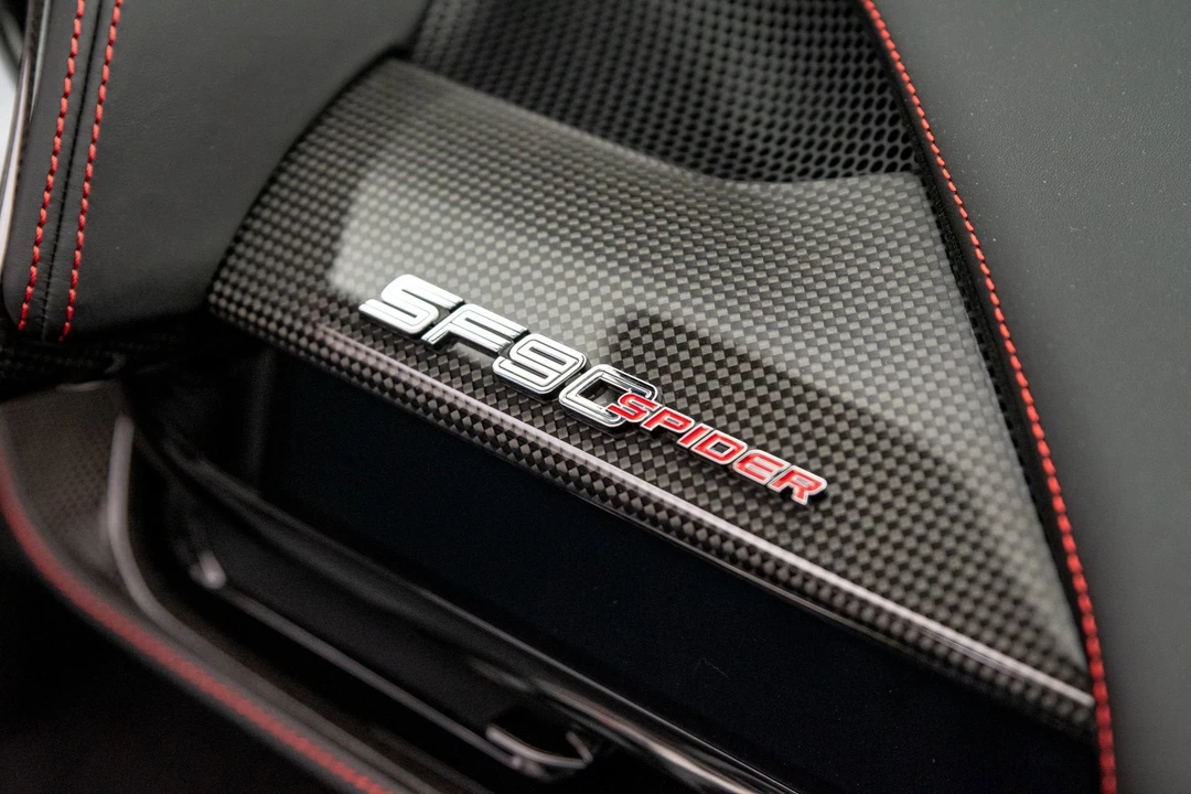 2022 Ferrari SF90 Spider - Image 28 of 31