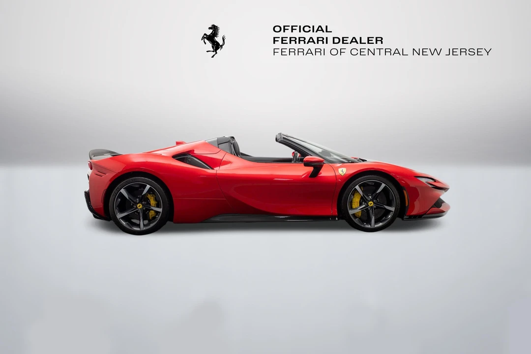 2022 Ferrari SF90 Spider - Image 3 of 31