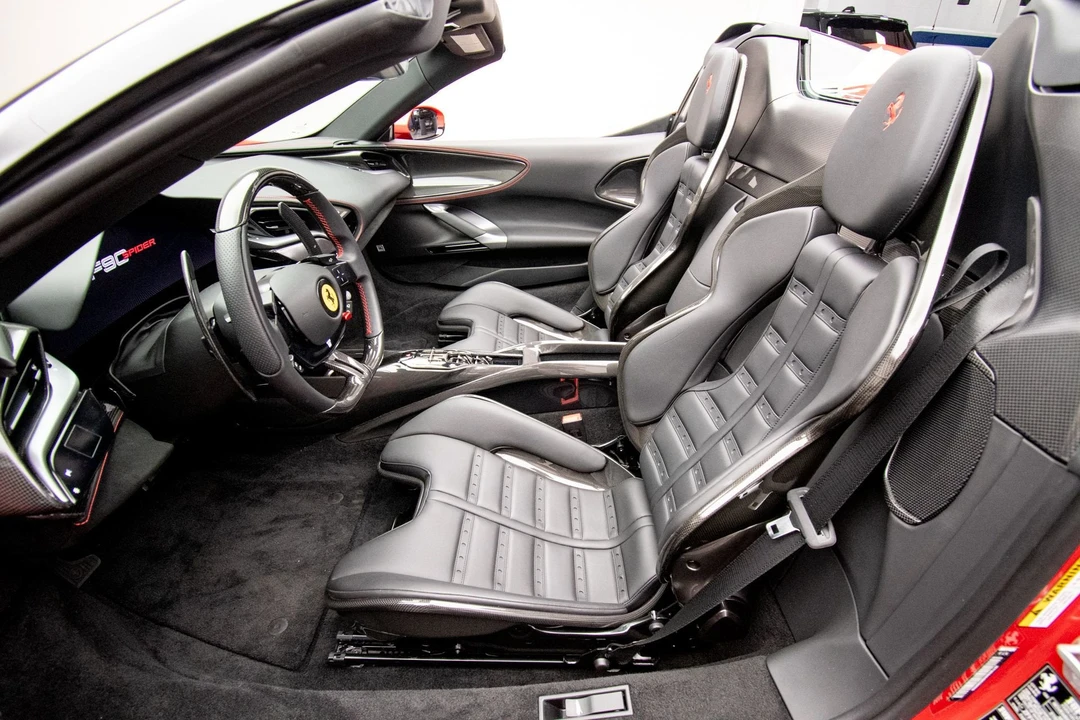 2022 Ferrari SF90 Spider - Image 21 of 31