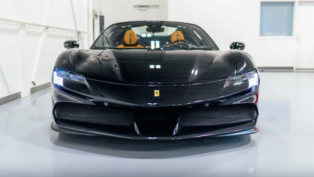 2022 Ferrari SF90 Spider - Image 3 of 17