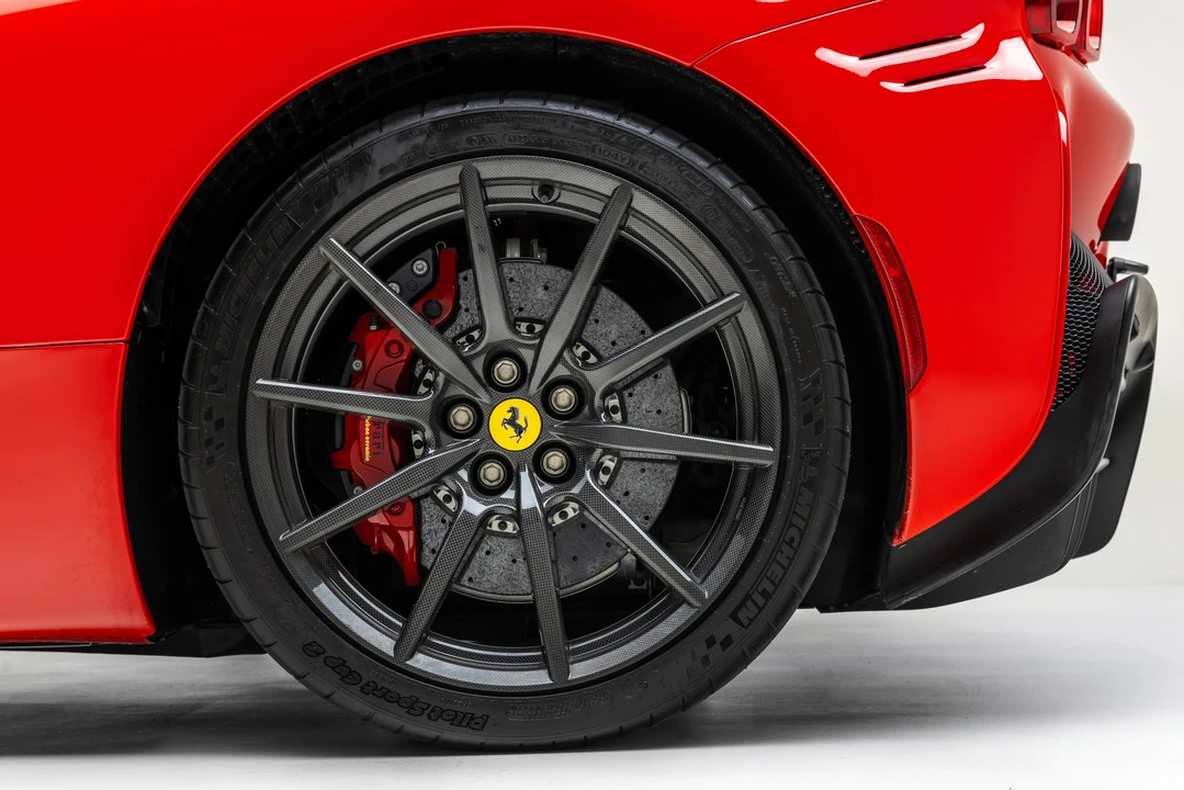 2022 Ferrari SF90 Spider - Image 20 of 31