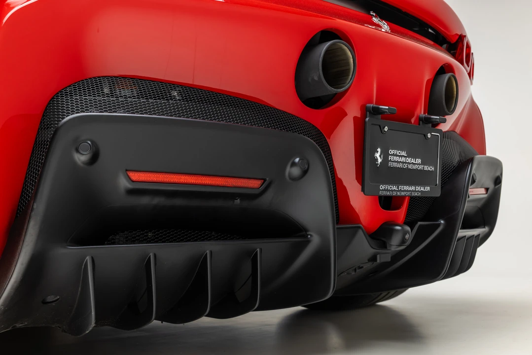 2022 Ferrari SF90 Spider - Image 19 of 31