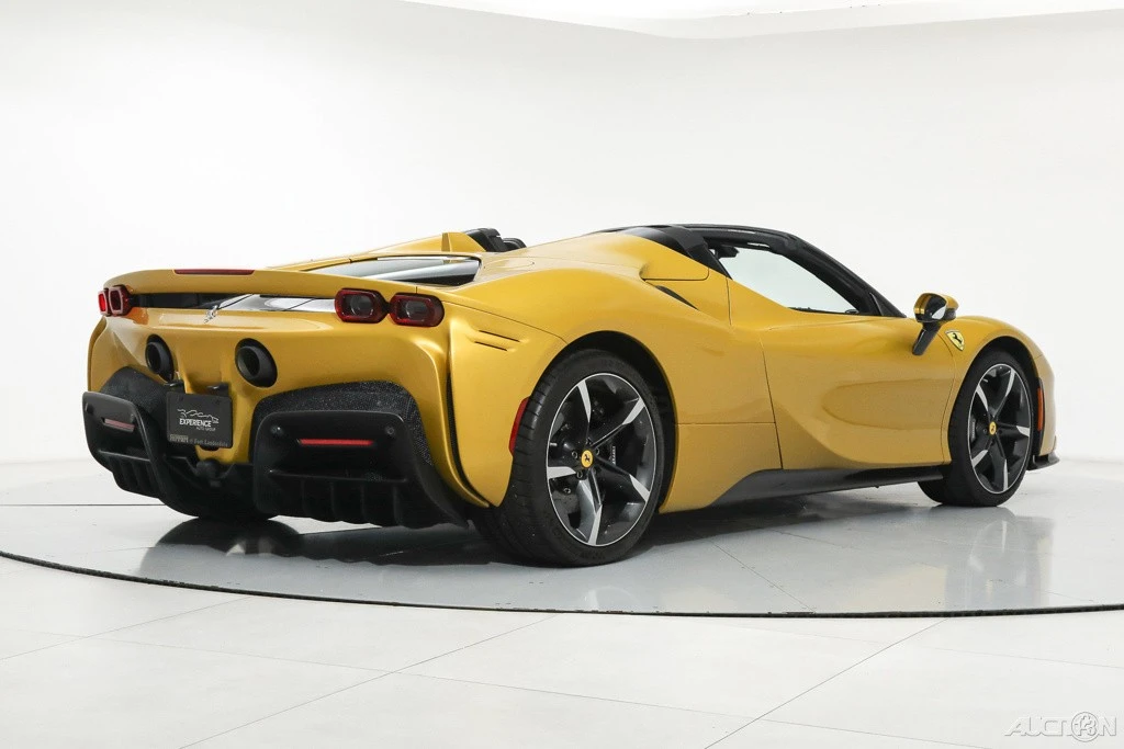 2022 Ferrari SF90 Spider - Image 3 of 21