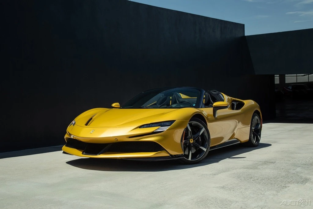 2022 Ferrari SF90 Spider - Image 10 of 21